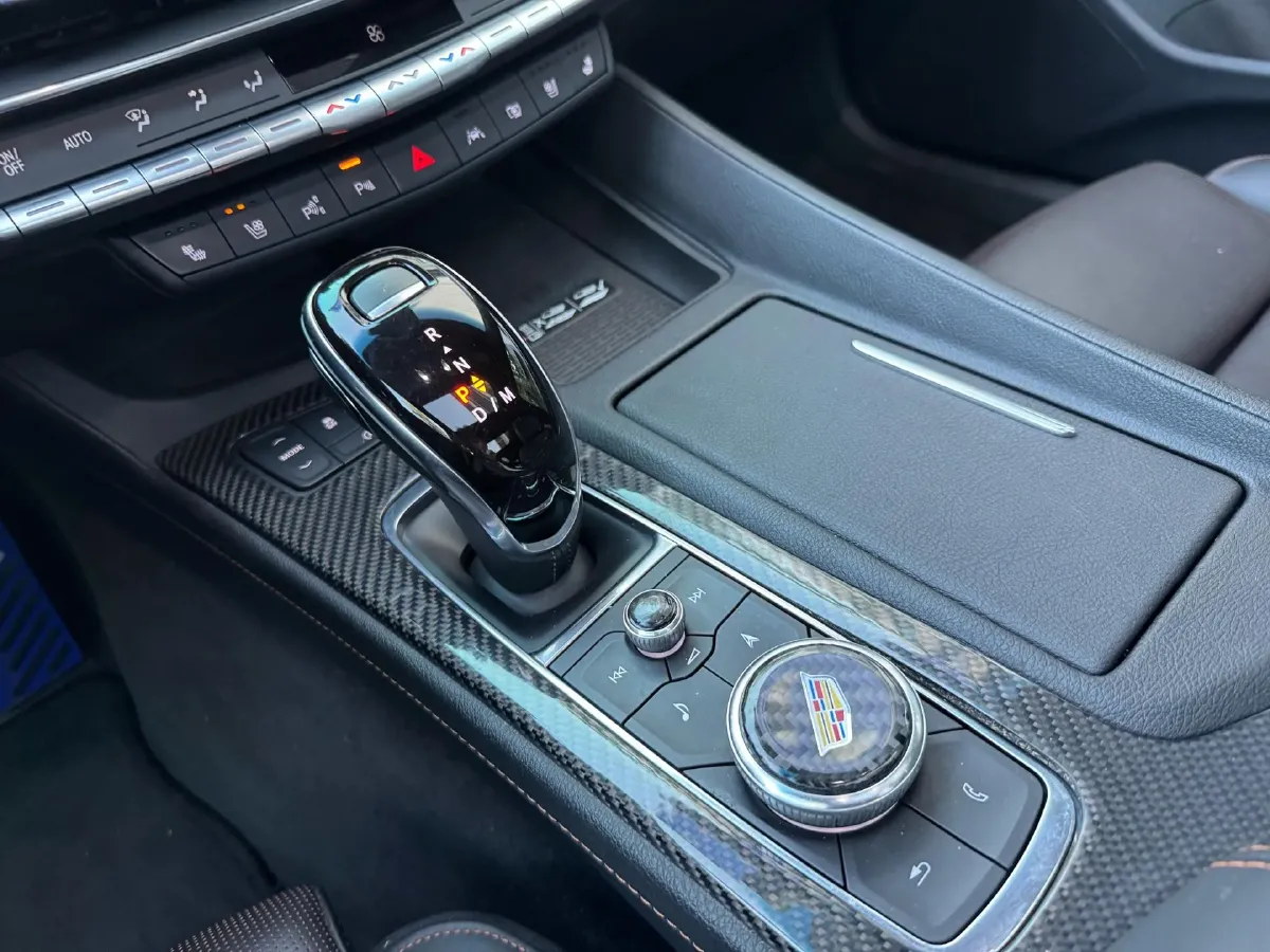 2020 Cadillac CT5 2.0T 241HP L4 10AT,autocango,china used car exporter,china ev exporter,chinese used car exporter,chinese used ev exporter