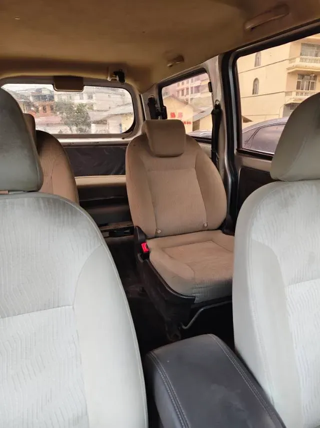 2016 BaoJun 310 1.2L 82HP L4 5MT,autocango,china used car exporter,china ev exporter,chinese used car exporter,chinese used ev exporter