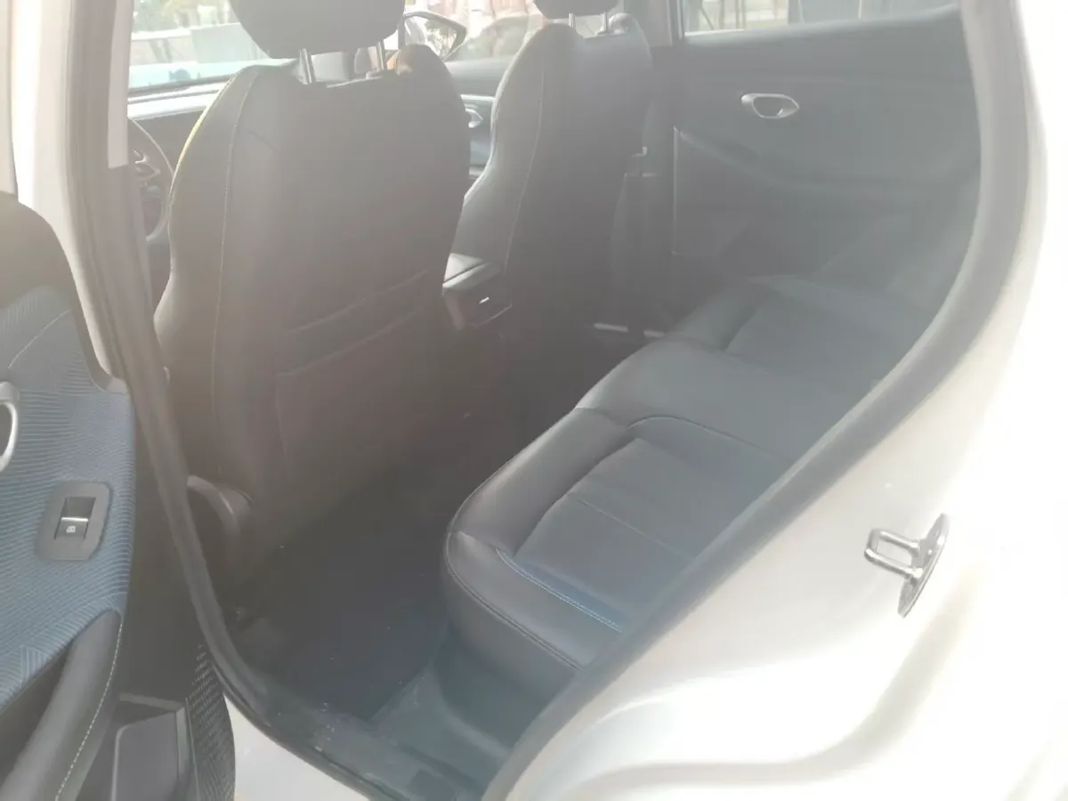 2023 GAC Trumpchi GS3 1.5T 177HP L4 7DCT,autocango,china used car exporter,china ev exporter,chinese used car exporter,chinese used ev exporter