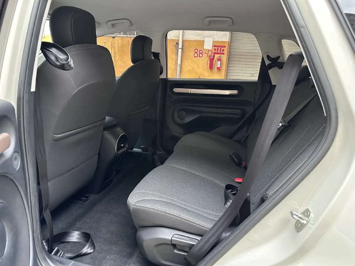 2023 BaoJun Cloud BEV 37.9KWH,autocango,china used car exporter,china ev exporter,chinese used car exporter,chinese used ev exporter