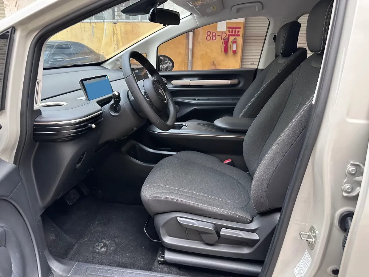 2023 BaoJun Cloud BEV 37.9KWH,autocango,china used car exporter,china ev exporter,chinese used car exporter,chinese used ev exporter