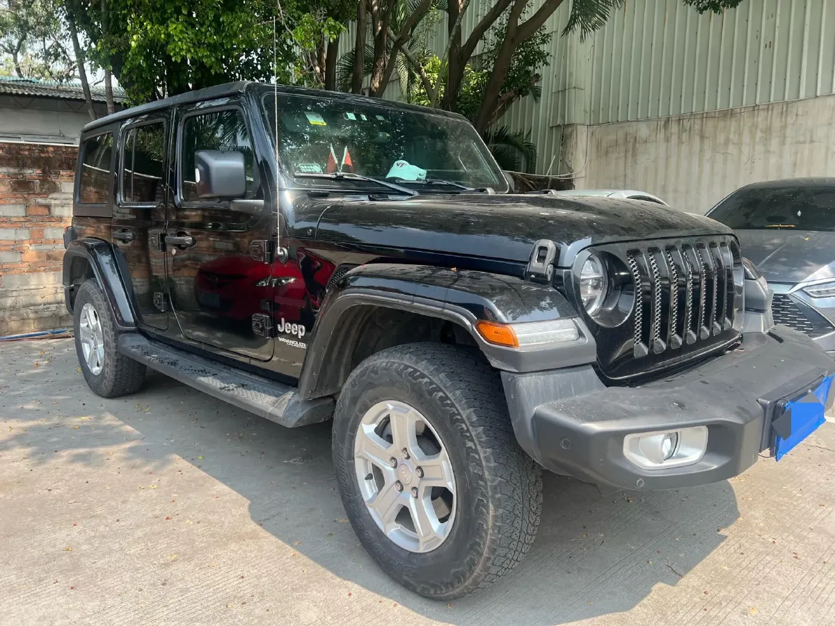 2019 Jeep Wrangler 2.0T 266HP L4 8AT,autocango,china used car exporter,china ev exporter,chinese used car exporter,chinese used ev exporter