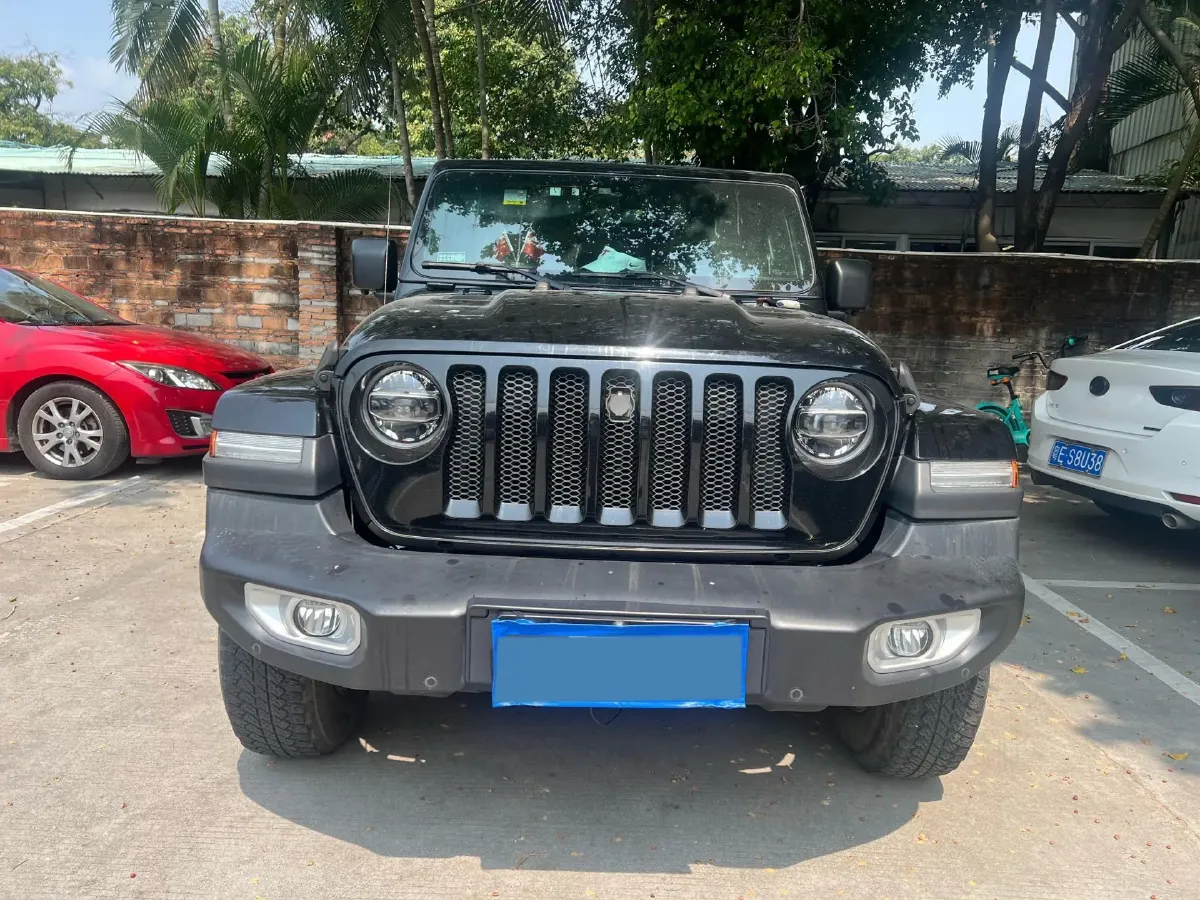 2019 Jeep Wrangler 2.0T 266HP L4 8AT,autocango,china used car exporter,china ev exporter,chinese used car exporter,chinese used ev exporter