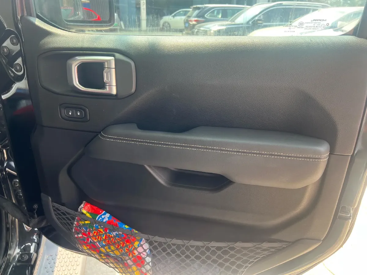 2019 Jeep Wrangler 2.0T 266HP L4 8AT,autocango,china used car exporter,china ev exporter,chinese used car exporter,chinese used ev exporter