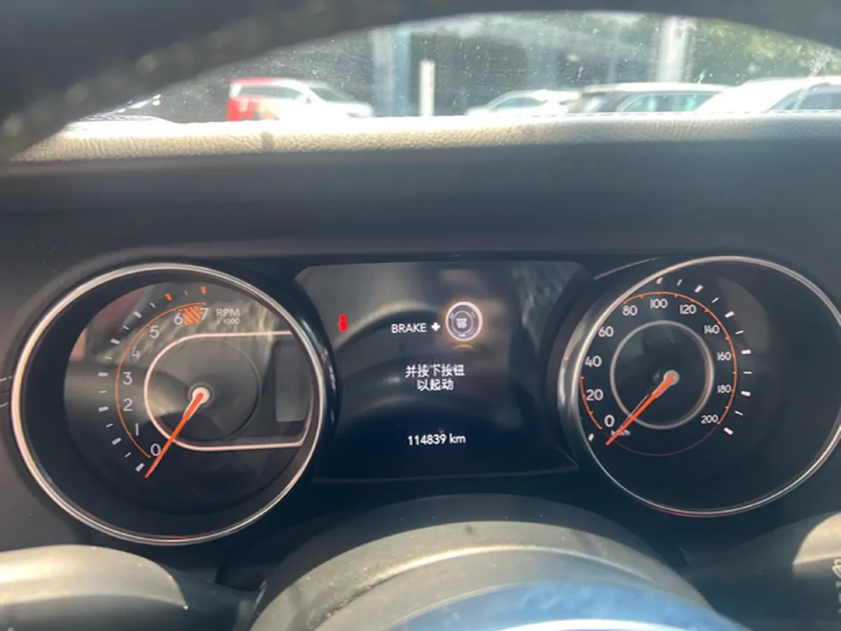 2019 Jeep Wrangler 2.0T 266HP L4 8AT,autocango,china used car exporter,china ev exporter,chinese used car exporter,chinese used ev exporter