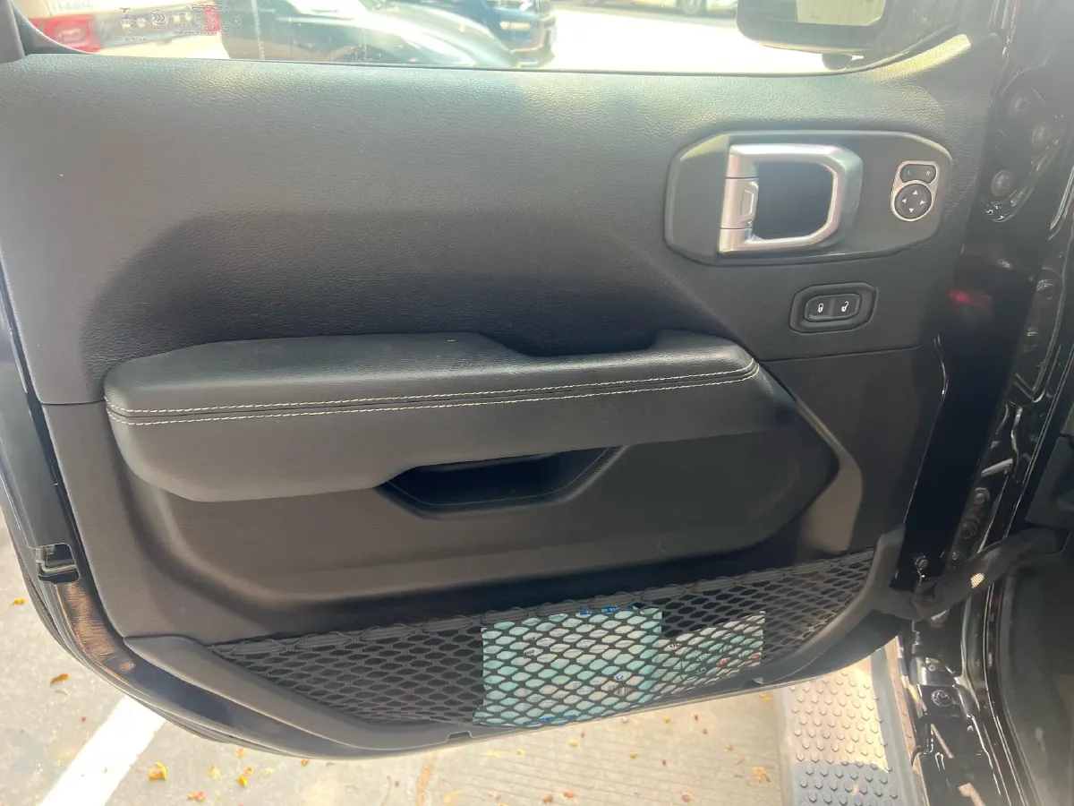 2019 Jeep Wrangler 2.0T 266HP L4 8AT,autocango,china used car exporter,china ev exporter,chinese used car exporter,chinese used ev exporter