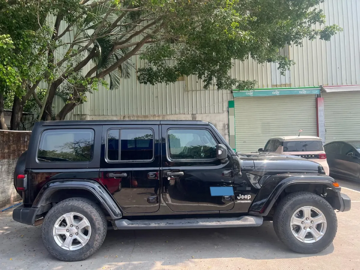 2019 Jeep Wrangler 2.0T 266HP L4 8AT,autocango,china used car exporter,china ev exporter,chinese used car exporter,chinese used ev exporter
