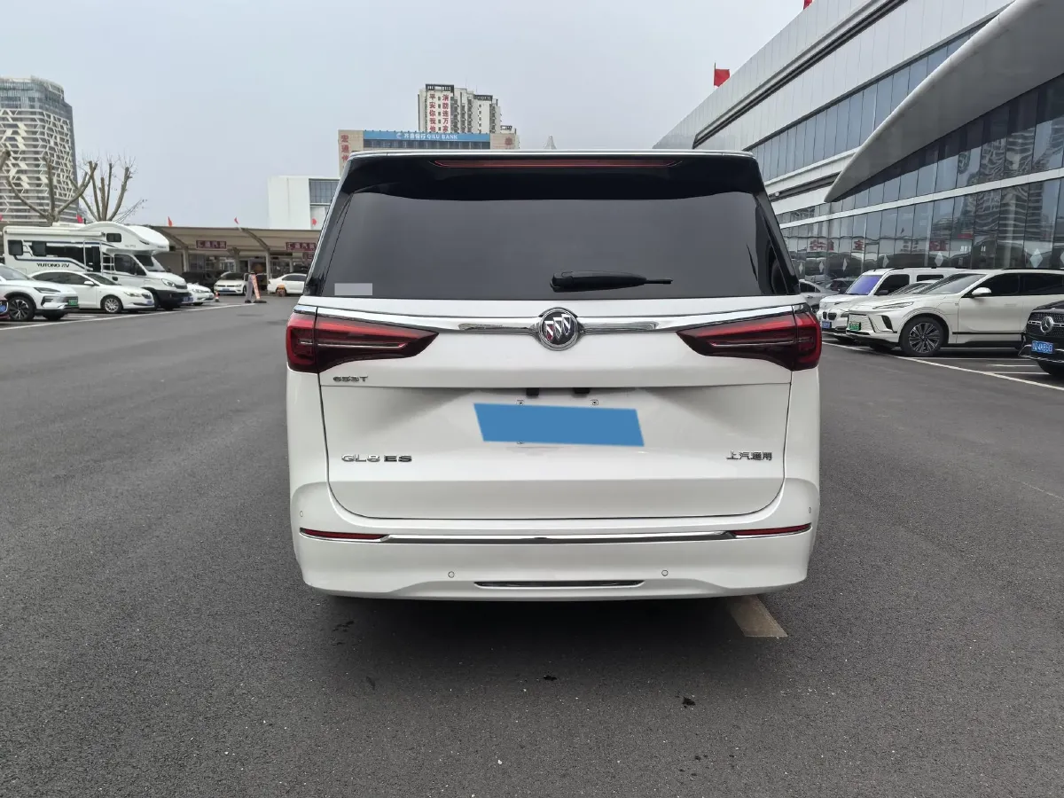 2021 Buick GL8 2.0T 237HP L4 9AT,autocango,china used car exporter,china ev exporter,chinese used car exporter,chinese used ev exporter