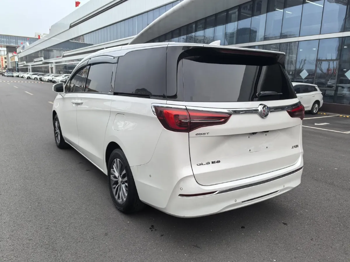 2021 Buick GL8 2.0T 237HP L4 9AT,autocango,china used car exporter,china ev exporter,chinese used car exporter,chinese used ev exporter