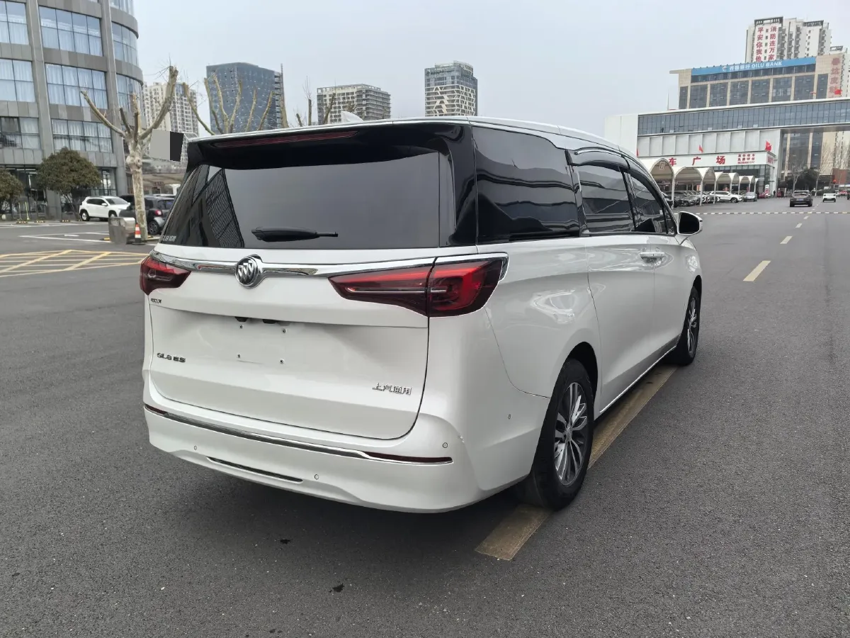 2021 Buick GL8 2.0T 237HP L4 9AT,autocango,china used car exporter,china ev exporter,chinese used car exporter,chinese used ev exporter