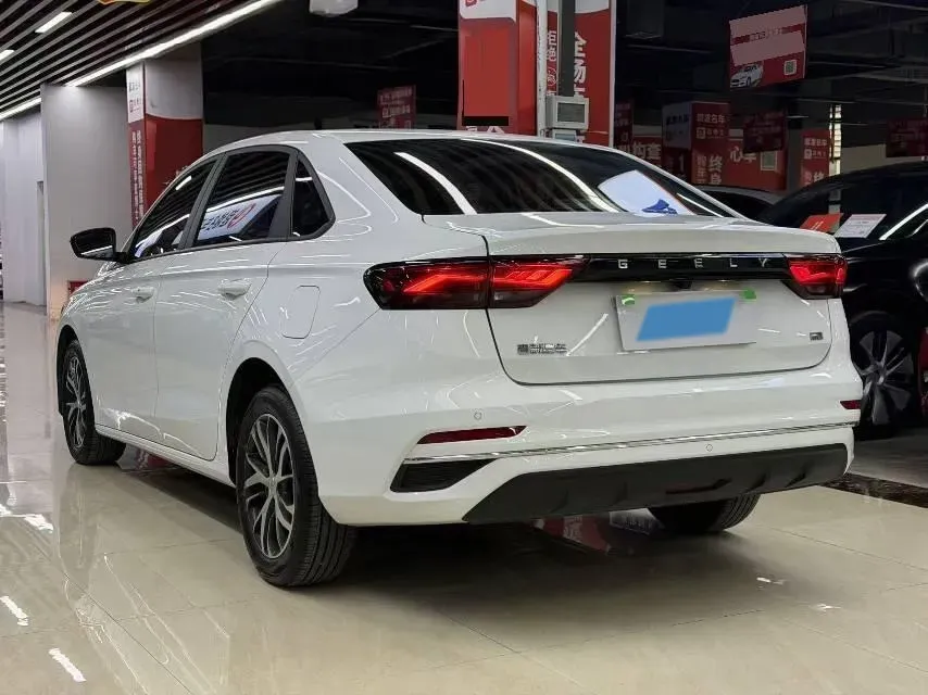 2025 Geely Emgrand 1.5L 127HP L4 CVT,autocango,china used car exporter,china ev exporter,chinese used car exporter,chinese used ev exporter
