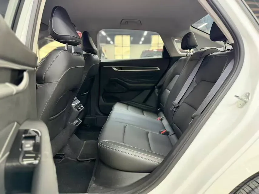 2025 Geely Emgrand 1.5L 127HP L4 CVT,autocango,china used car exporter,china ev exporter,chinese used car exporter,chinese used ev exporter