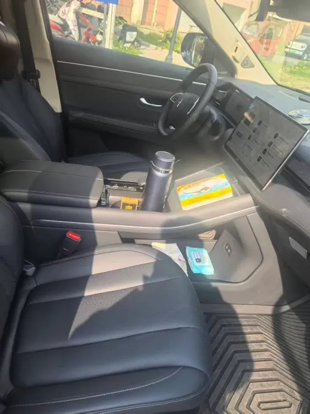 2024 Jaguar E-PACE 1.5T 200HP L3 8AT,autocango,china used car exporter,china ev exporter,chinese used car exporter,chinese used ev exporter