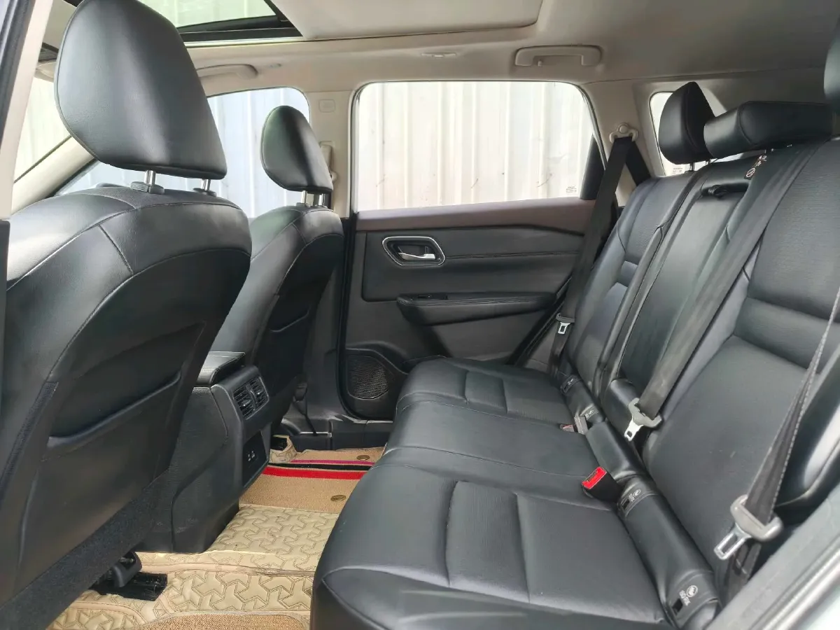 2021 Nissan X-Trail 1.5T 204HP L3 CVT,autocango,china used car exporter,china ev exporter,chinese used car exporter,chinese used ev exporter