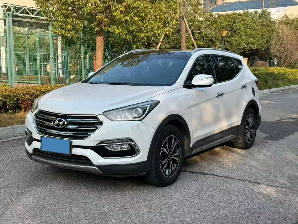 2017 Hyundai Santafe 2.0T 245HP L4 6AT,autocango,china used car exporter,china ev exporter,chinese used car exporter,chinese used ev exporter