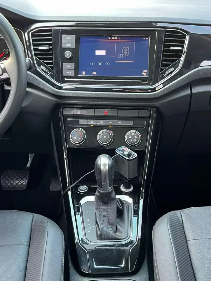 2019 Volkswagen T-Roc 1.4T 150HP L4 7DCT,autocango,china used car exporter,china ev exporter,chinese used car exporter,chinese used ev exporter