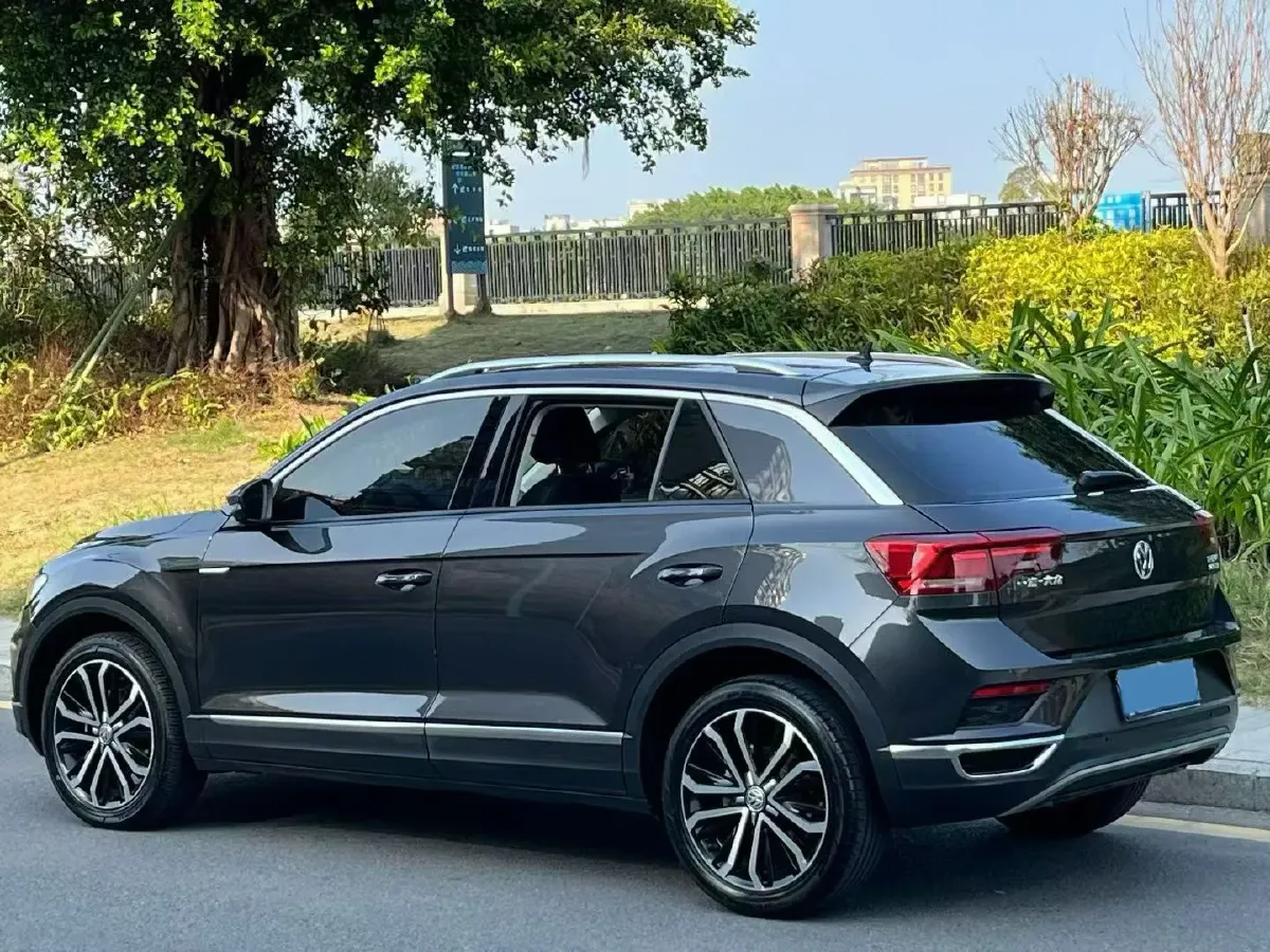 2019 Volkswagen T-Roc 1.4T 150HP L4 7DCT,autocango,china used car exporter,china ev exporter,chinese used car exporter,chinese used ev exporter