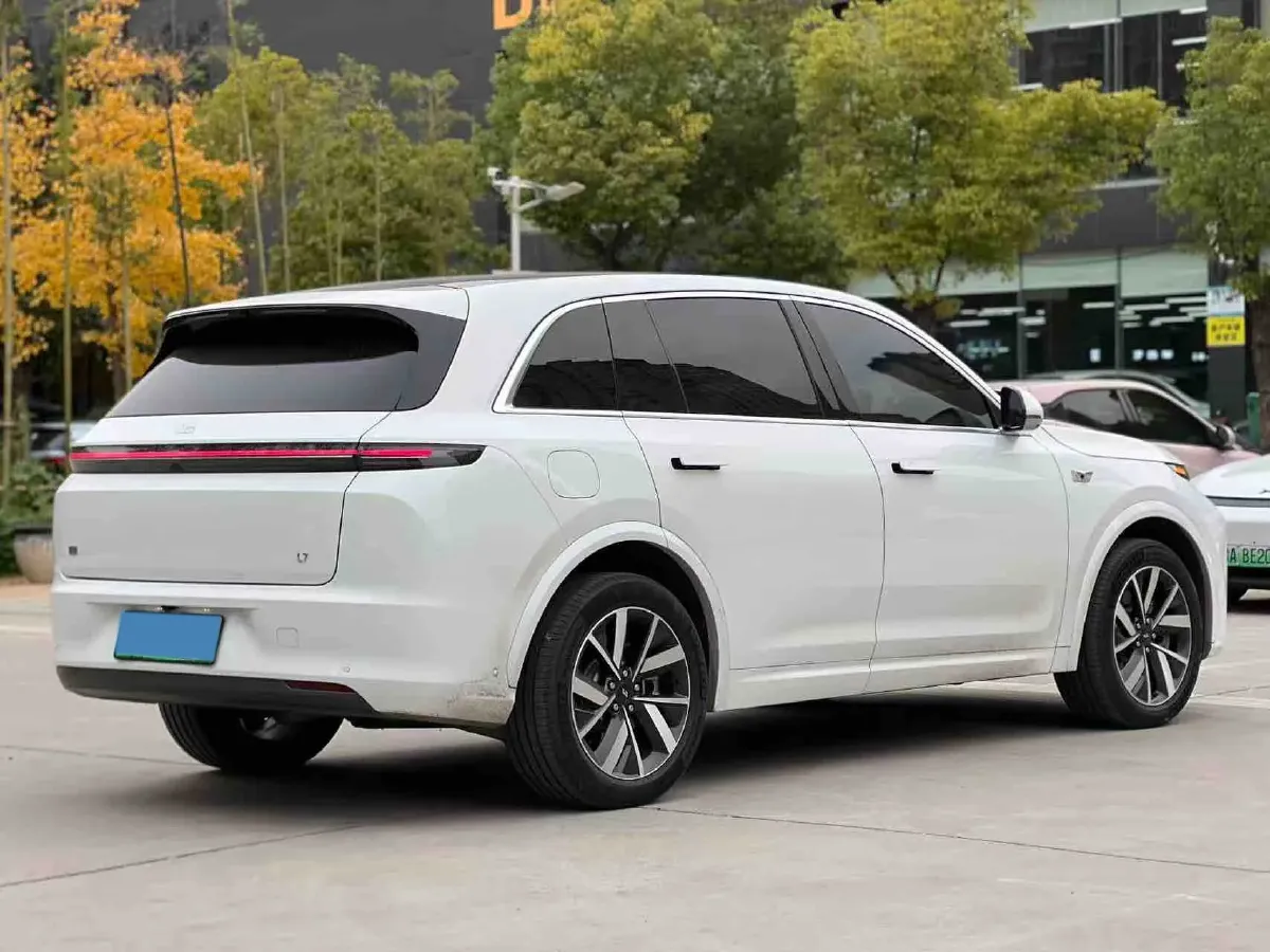 2023 Li L7 Range Extended 154HP REEV 40.9KWH,autocango,china used car exporter,china ev exporter,chinese used car exporter,chinese used ev exporter