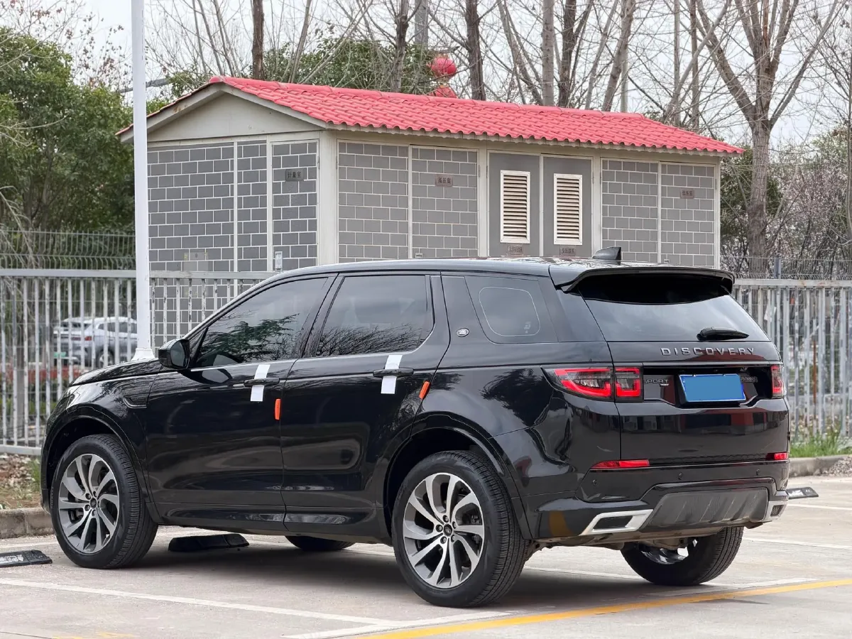 2022 Land Rover Discovery Sport 2.0T 249HP L4 9AT,autocango,china used car exporter,china ev exporter,chinese used car exporter,chinese used ev exporter