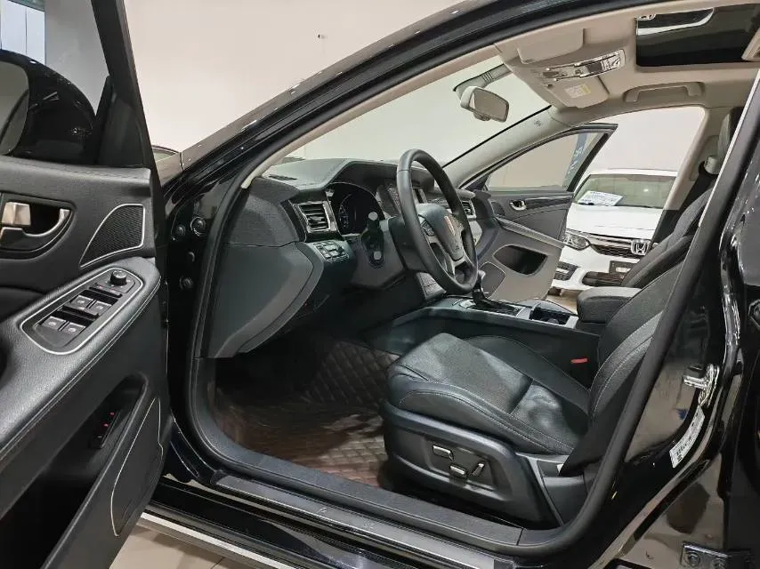 2019 HongQi H7 3.0L 231HP V6 7DCT,autocango,china used car exporter,china ev exporter,chinese used car exporter,chinese used ev exporter