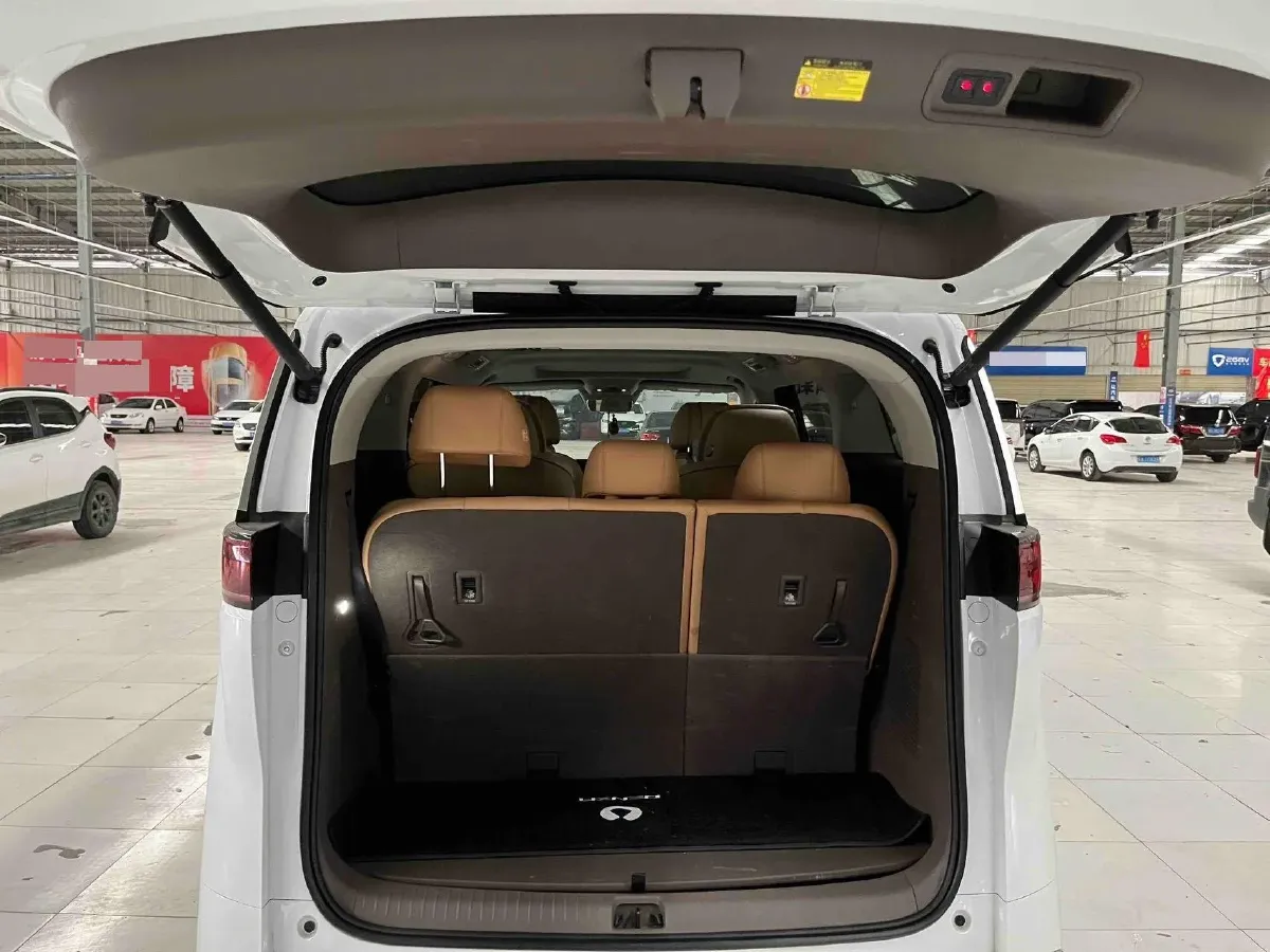 2022 HongQi HS7 3.0T 337HP V6 8AT,autocango,china used car exporter,china ev exporter,chinese used car exporter,chinese used ev exporter