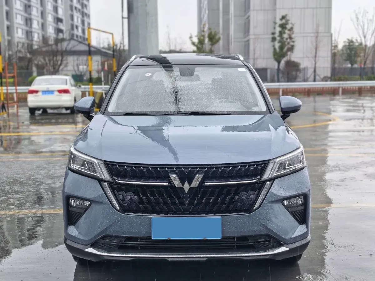2021 WuLing XingChen 1.5T 147HP L4 CVT,autocango,china used car exporter,china ev exporter,chinese used car exporter,chinese used ev exporter