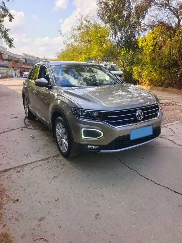 2020 Volkswagen T-Roc 1.4T 131HP L4 7DCT,autocango,china used car exporter,china ev exporter,chinese used car exporter,chinese used ev exporter