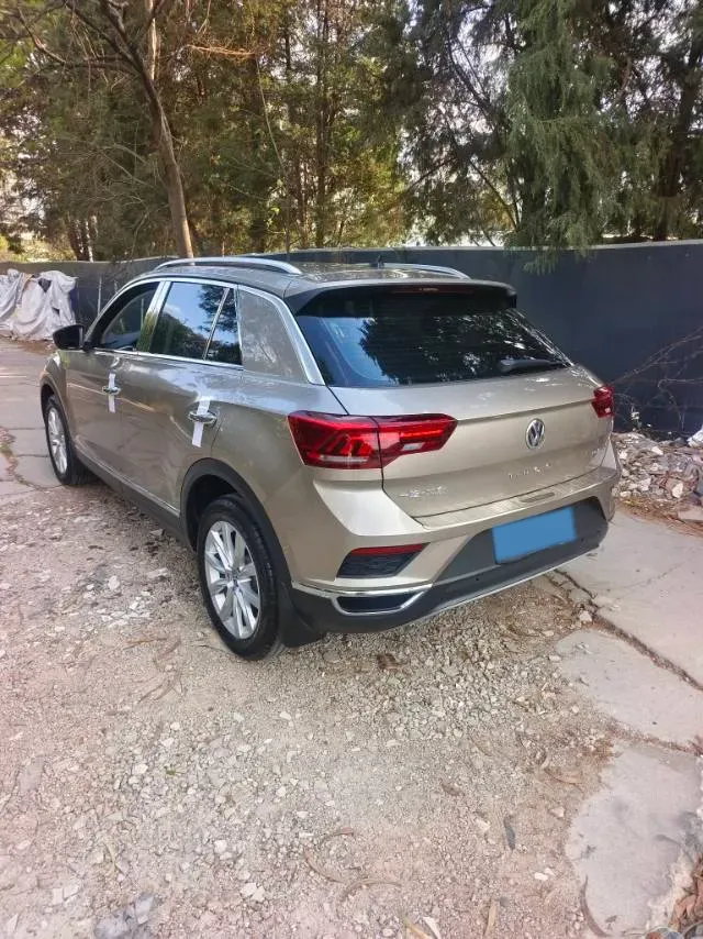 2020 Volkswagen T-Roc 1.4T 131HP L4 7DCT,autocango,china used car exporter,china ev exporter,chinese used car exporter,chinese used ev exporter