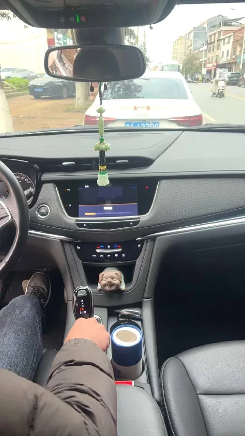 2023 Cadillac XT5 2.0T 237HP L4 9AT,autocango,china used car exporter,china ev exporter,chinese used car exporter,chinese used ev exporter