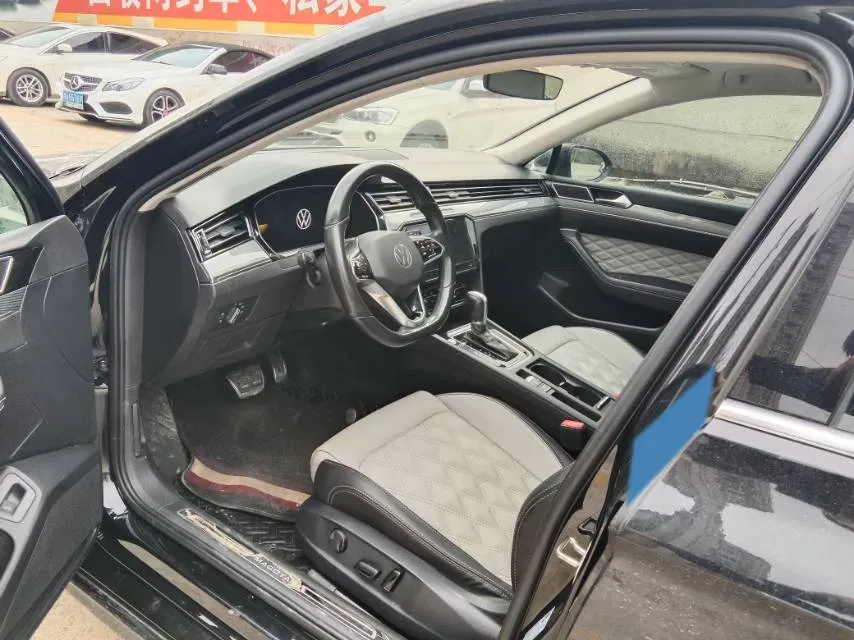 2020 Volkswagen Magotan 1.4T 150HP L4 7DCT,autocango,china used car exporter,china ev exporter,chinese used car exporter,chinese used ev exporter