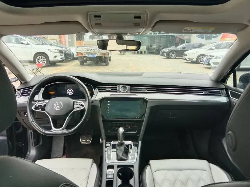 2020 Volkswagen Magotan 1.4T 150HP L4 7DCT,autocango,china used car exporter,china ev exporter,chinese used car exporter,chinese used ev exporter