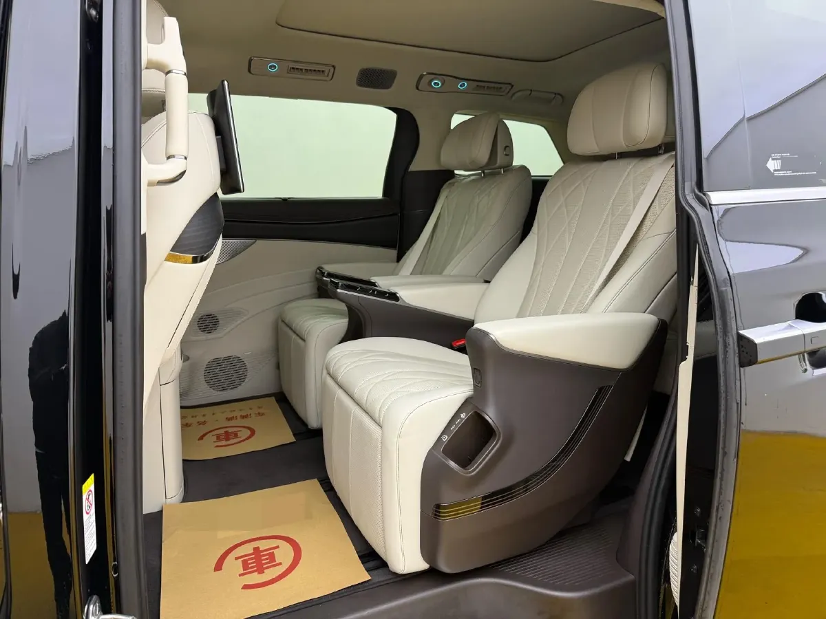 2025 Denza D9 1.5T 156HP L4 E-CVT PHEV 40KWH,autocango,china used car exporter,china ev exporter,chinese used car exporter,chinese used ev exporter