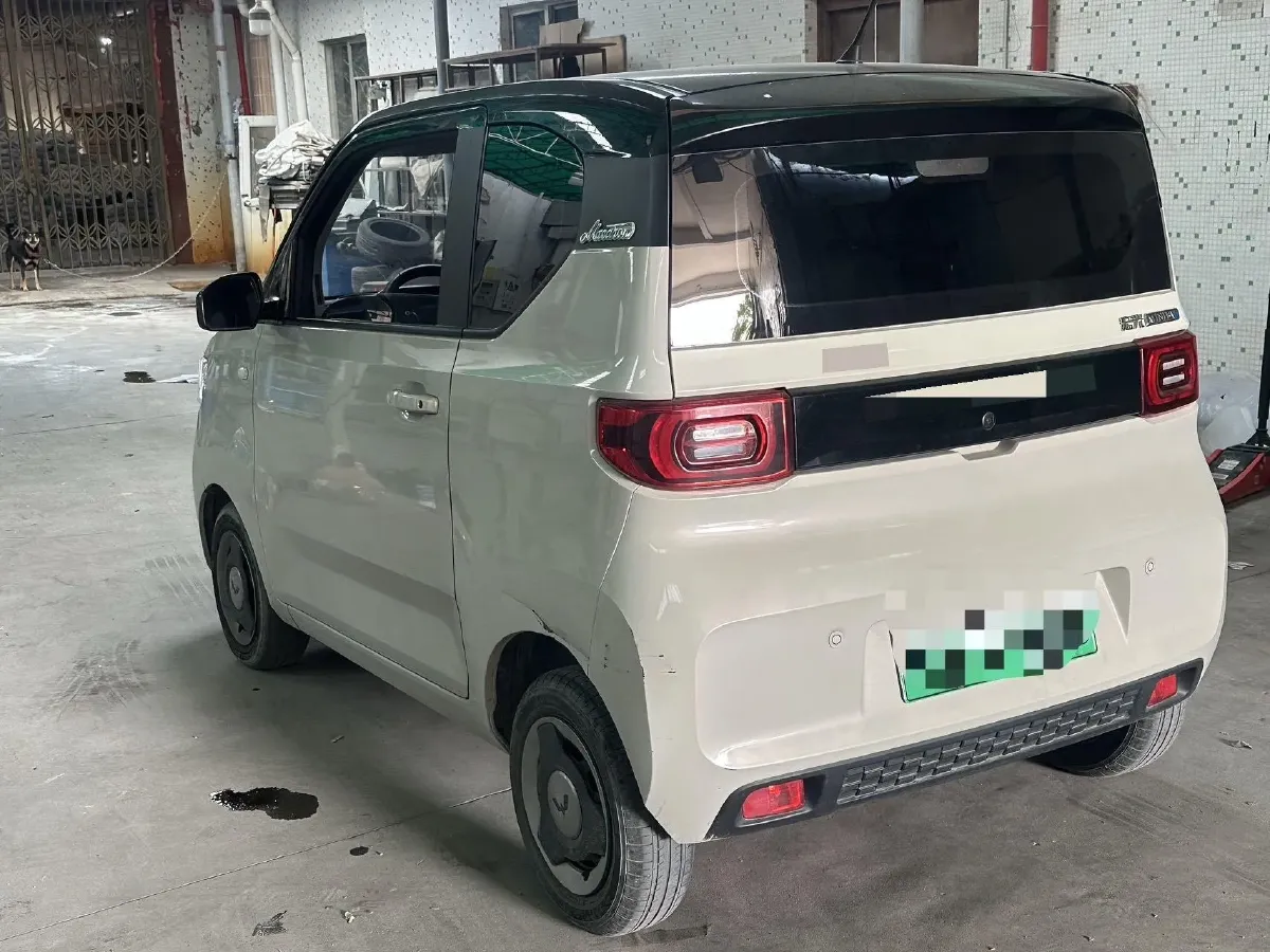 2022 WuLing HongGuang MINI EV BEV 13.9KWH,autocango,china used car exporter,china ev exporter,chinese used car exporter,chinese used ev exporter