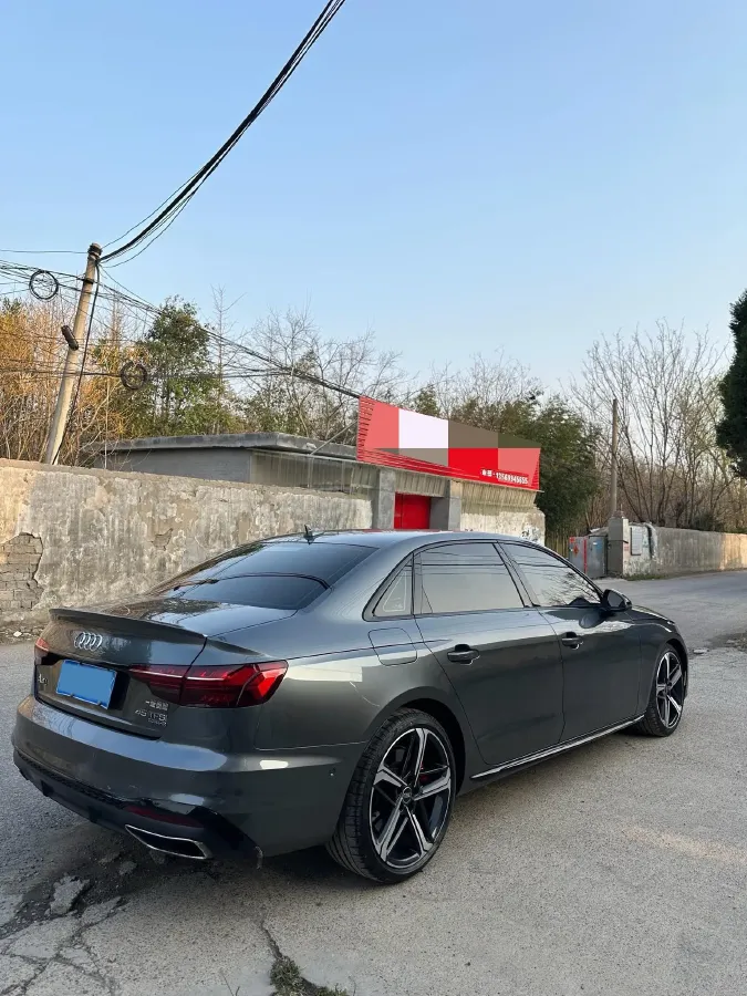 2022 Audi A4L 2.0T 252HP L4 7DCT,autocango,china used car exporter,china ev exporter,chinese used car exporter,chinese used ev exporter