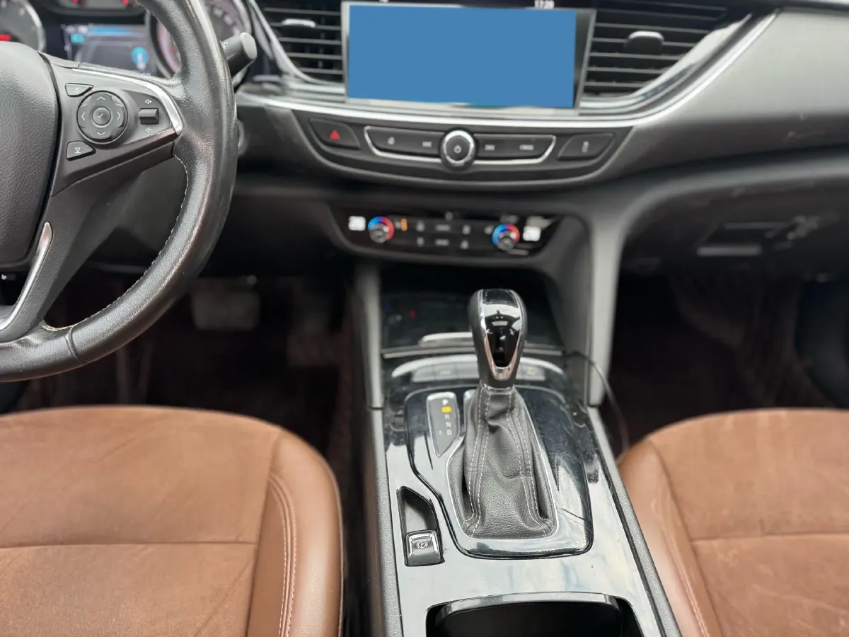 2019 Buick Regal 1.5T 170HP L4 9AT,autocango,china used car exporter,china ev exporter,chinese used car exporter,chinese used ev exporter