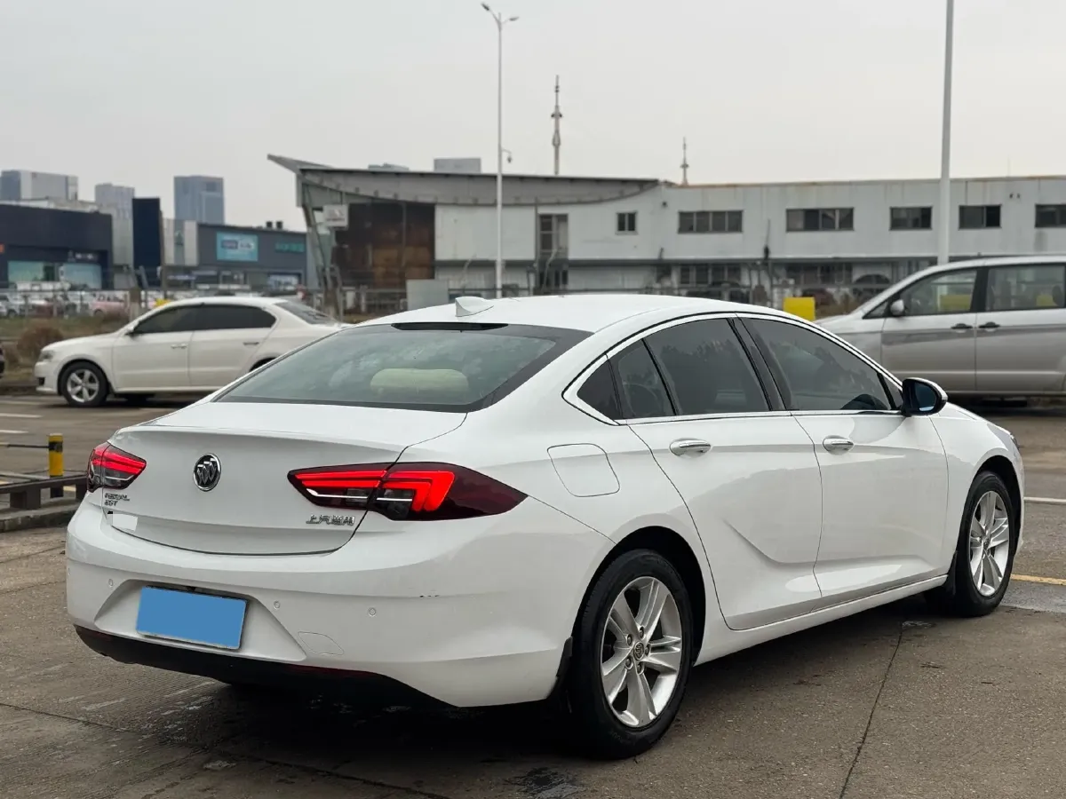 2019 Buick Regal 1.5T 170HP L4 9AT,autocango,china used car exporter,china ev exporter,chinese used car exporter,chinese used ev exporter