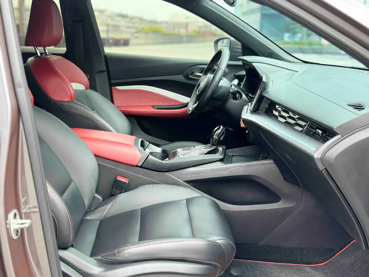 2021 MG 5 1.5L 120HP L4 CVT,autocango,china used car exporter,china ev exporter,chinese used car exporter,chinese used ev exporter