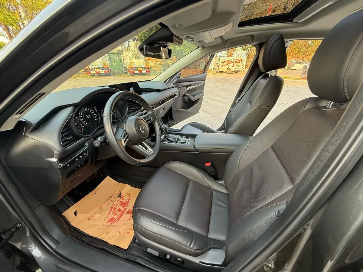 2023 Mazda 3 Axela 2.0L 158HP L4 6AT,autocango,china used car exporter,china ev exporter,chinese used car exporter,chinese used ev exporter