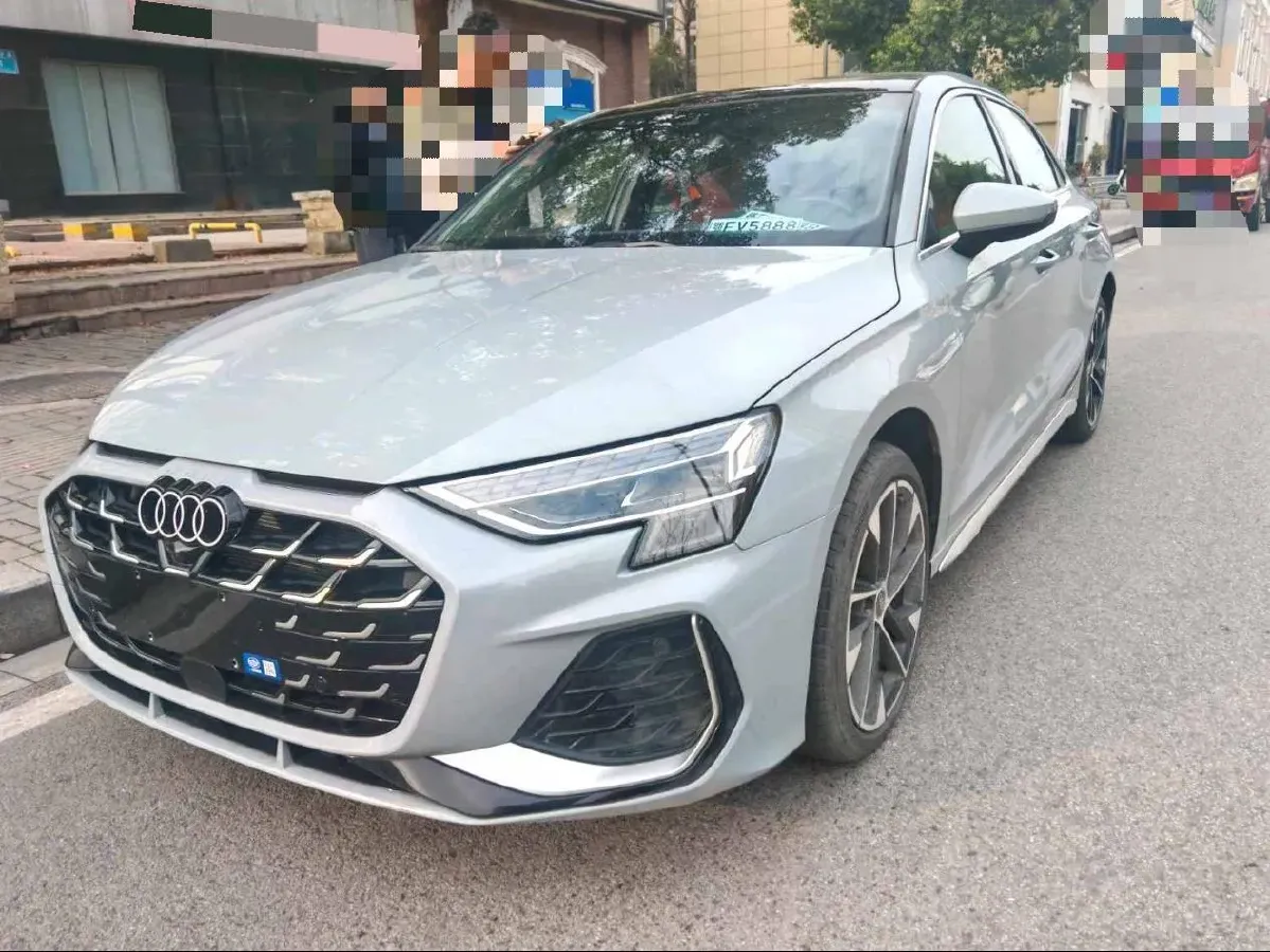 2025 Audi A3 1.5T 160HP L4 7DCT,autocango,china used car exporter,china ev exporter,chinese used car exporter,chinese used ev exporter