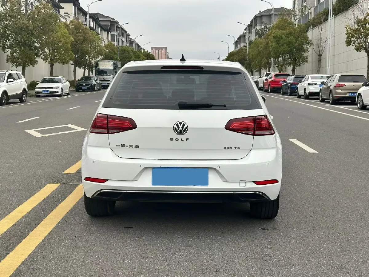 2020 Volkswagen Golf 1.4T 150HP L4 7DCT,autocango,china used car exporter,china ev exporter,chinese used car exporter,chinese used ev exporter