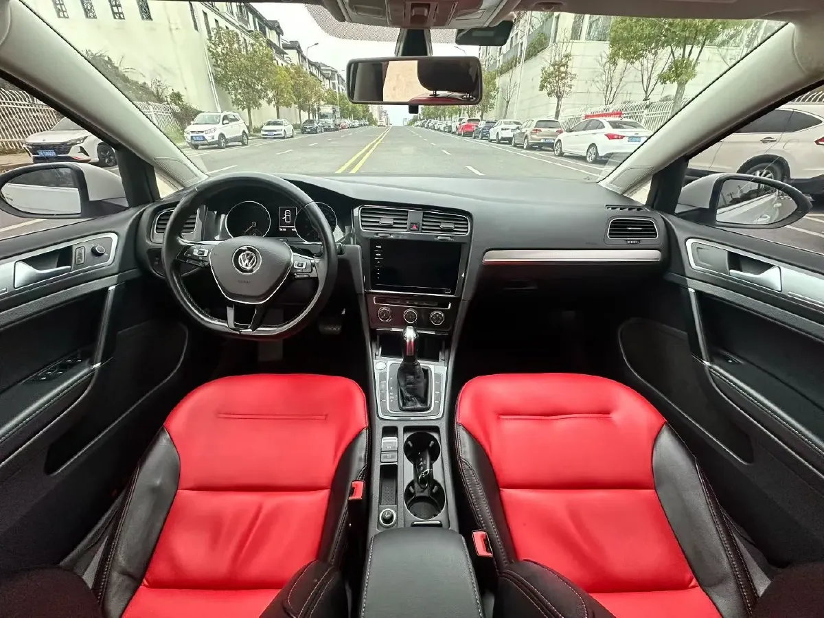 2020 Volkswagen Golf 1.4T 150HP L4 7DCT,autocango,china used car exporter,china ev exporter,chinese used car exporter,chinese used ev exporter