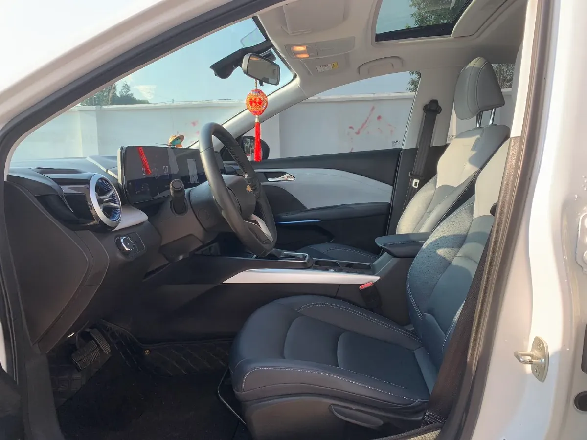 2023 Chevrolet Monza 1.5L 113HP L4 6DCT,autocango,china used car exporter,china ev exporter,chinese used car exporter,chinese used ev exporter