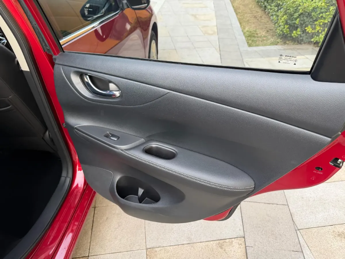 2021 Nissan Tiida 1.6L 122HP L4 CVT,autocango,china used car exporter,china ev exporter,chinese used car exporter,chinese used ev exporter