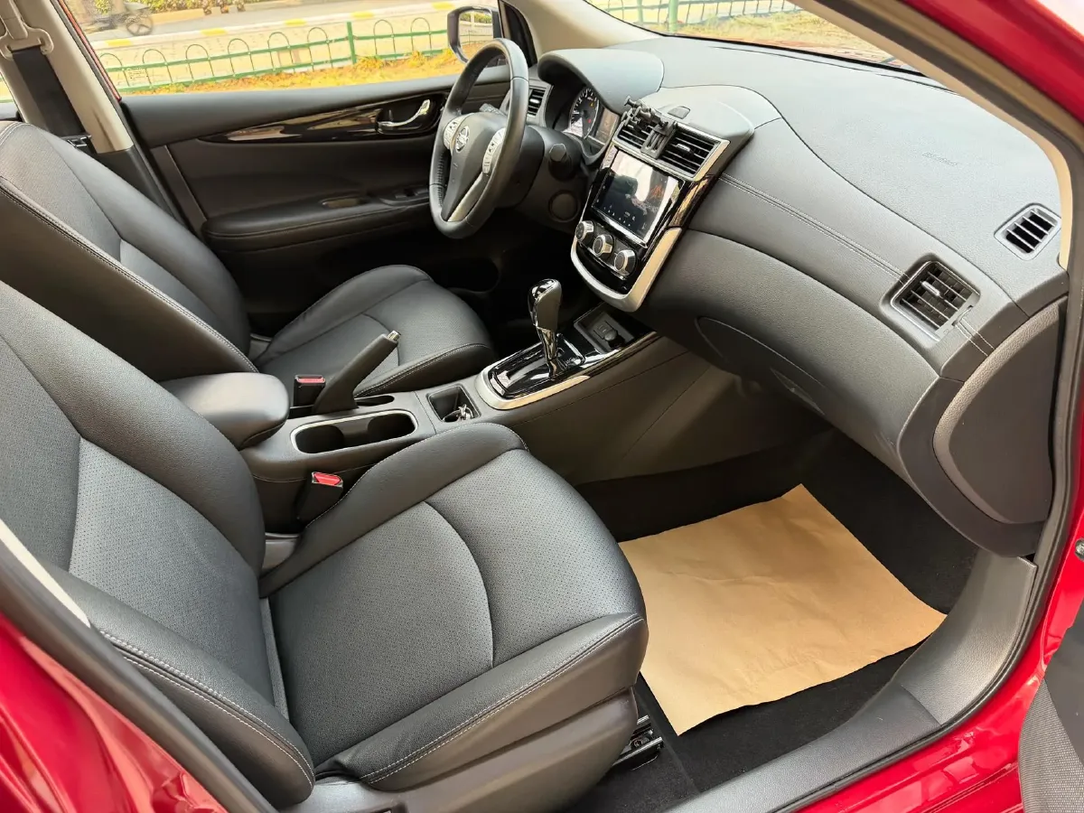 2021 Nissan Tiida 1.6L 122HP L4 CVT,autocango,china used car exporter,china ev exporter,chinese used car exporter,chinese used ev exporter