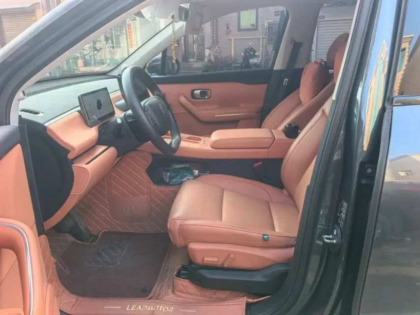 2024 Leapmotor C10 BEV 69.9KWH,autocango,china used car exporter,china ev exporter,chinese used car exporter,chinese used ev exporter