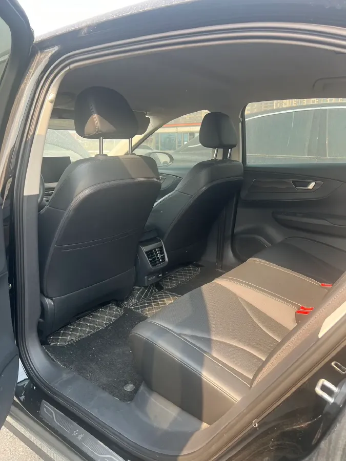 2022 HongQi E-QM5 BEV 54KWH,autocango,china used car exporter,china ev exporter,chinese used car exporter,chinese used ev exporter