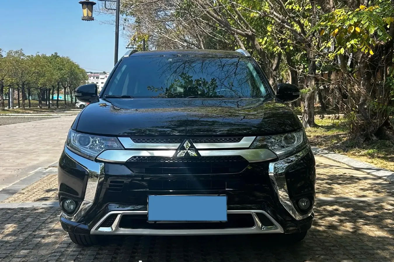 2021 Mitsubishi Outlander 2.0L 166HP L4 CVT,autocango,china used car exporter,china ev exporter,chinese used car exporter,chinese used ev exporter
