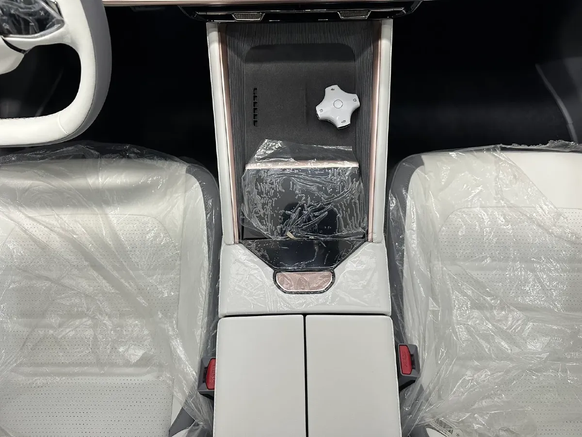 2024 DongFeng eπ eπ007 BEV 70.26KWH,autocango,china used car exporter,china ev exporter,chinese used car exporter,chinese used ev exporter