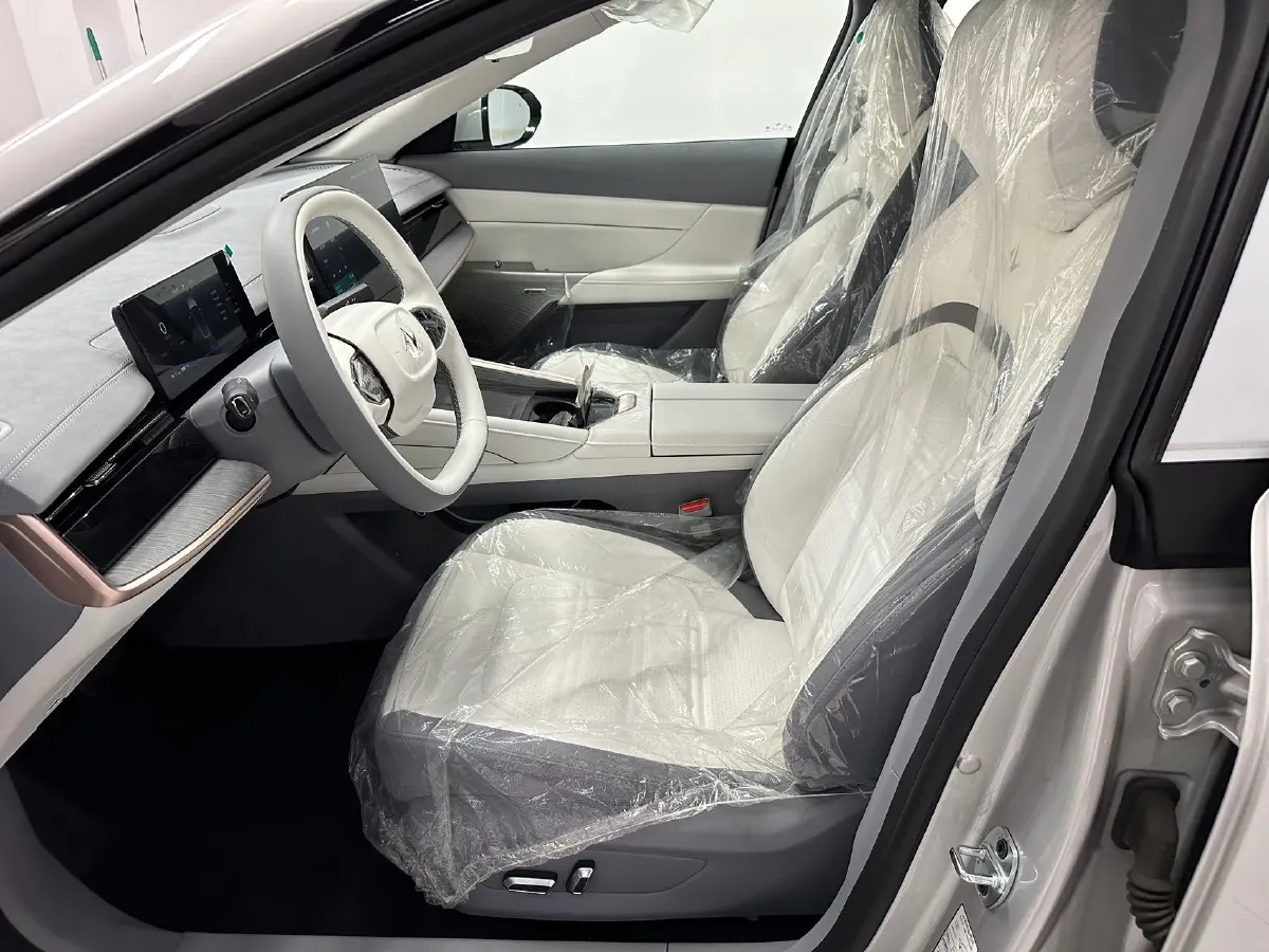 2024 DongFeng eπ eπ007 BEV 70.26KWH,autocango,china used car exporter,china ev exporter,chinese used car exporter,chinese used ev exporter