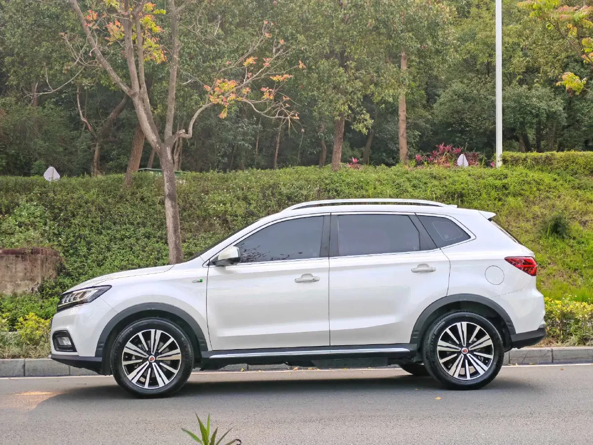 2017 Roewe RX5 1.5T 169HP L4 2AT PHEV 12KWH,autocango,china used car exporter,china ev exporter,chinese used car exporter,chinese used ev exporter